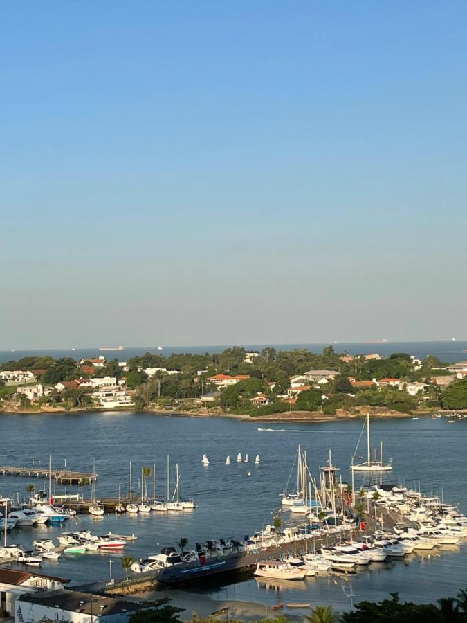 Flat Iate Clube Home Experience Praia Do Canto Віторія Екстер'єр фото