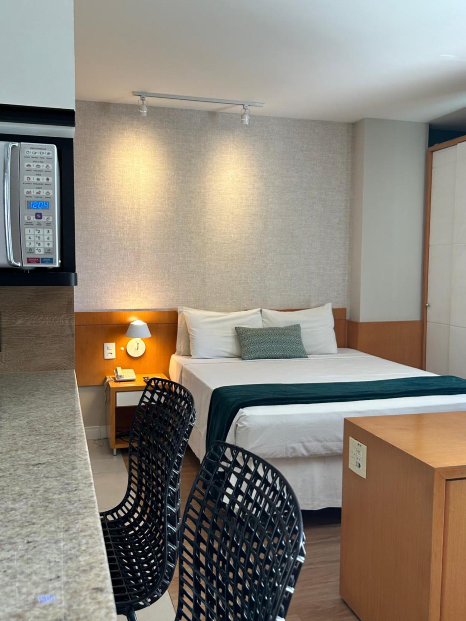 Flat Iate Clube Home Experience Praia Do Canto Віторія Екстер'єр фото